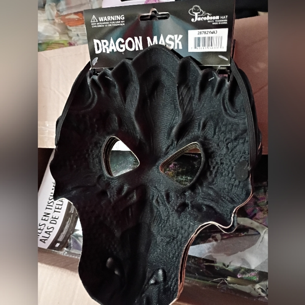 NWT Dragon Half Mask Yellow Green Halloween Costume Cosplay Roleplay Frat Party - Picture 6 of 6